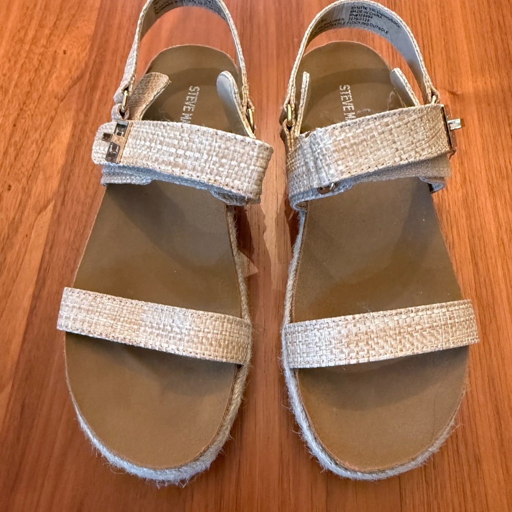 Girls Steve Madden Cream Textured Sandals